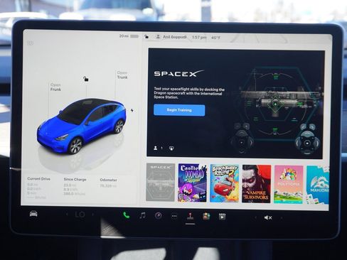 Used 2023 Tesla Model Y Long Range image 54