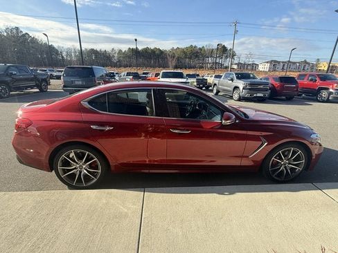 Used 2019 Genesis G70 3.3T Advanced image 7
