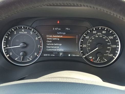 Used 2024 Nissan Armada SL w/ Captain's Chairs Package AWD/4WD image 21