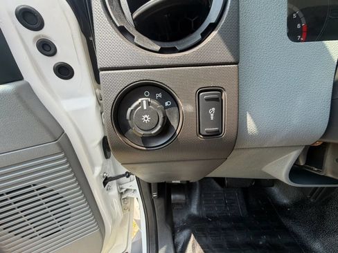 Used 2016 Ford F250 XL w/ Power Equipment Group RWD image 11
