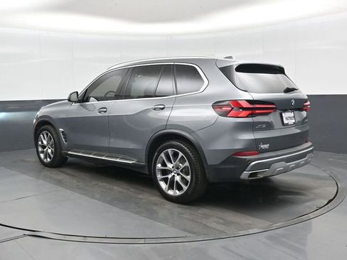 Used 2025 BMW X5 xDrive40i AWD/4WD image 6