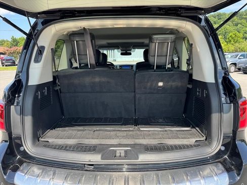 Used 2019 INFINITI QX80 Luxe w/ All-Season Package AWD/4WD image 17