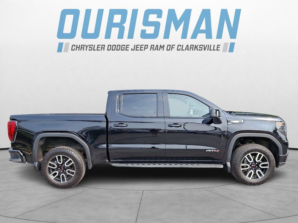 Used 2025 GMC Sierra 1500 AT4 w/ Technology Package AWD/4WD image 7