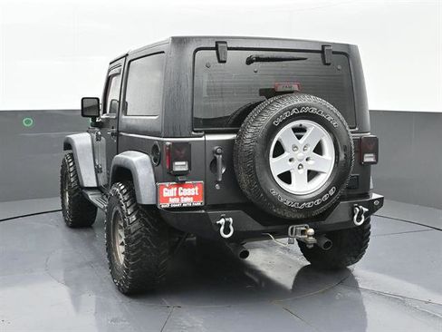 Used 2018 Jeep Wrangler Sport AWD/4WD image 4