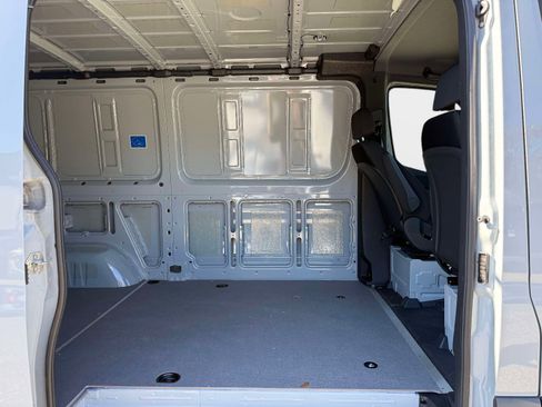 Used 2024 Mercedes-Benz Sprinter 144 Cargo image 11