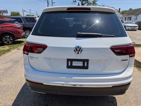 Used 2021 Volkswagen Tiguan SEL AWD/4WD image 5