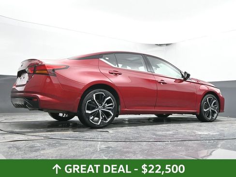 Used 2024 Nissan Altima 2.5 SR w/ SR Premium Package image 56