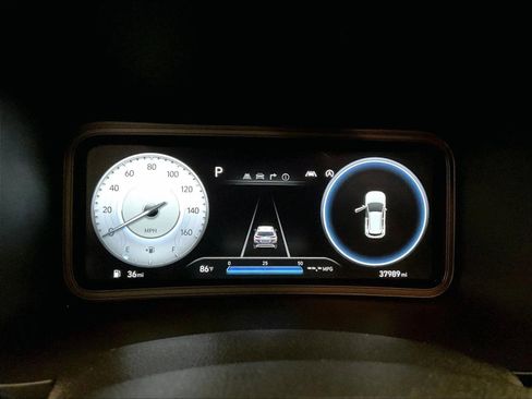 Used 2022 Hyundai Kona Limited AWD/4WD image 19