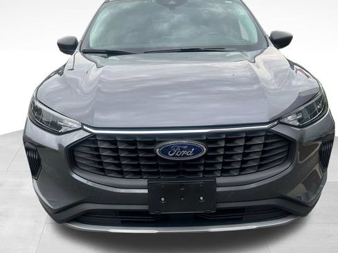 Used 2024 Ford Escape Active AWD/4WD image 2