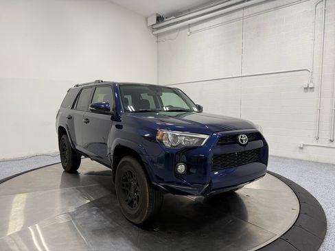 Used 2019 Toyota 4Runner SR5 Premium image 1