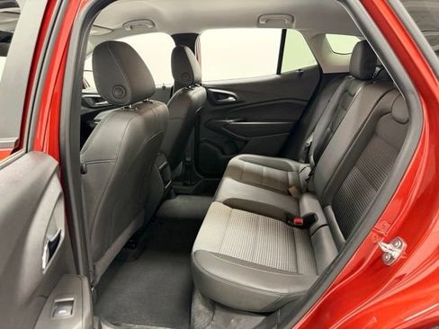 Certified 2024 Chevrolet Trax LT FWD image 24
