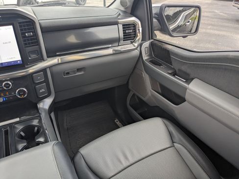 Used 2022 Ford F150 Lariat AWD/4WD image 15