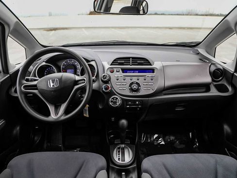 Used 2010 Honda Fit image 12