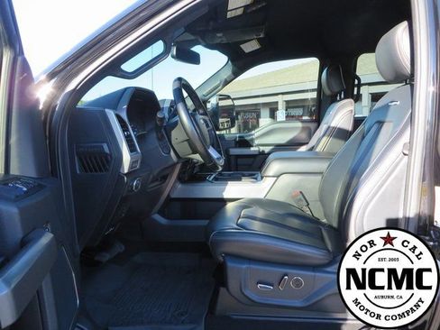 Used 2022 Ford F250 Platinum w/ Tremor Off-Road Package image 27
