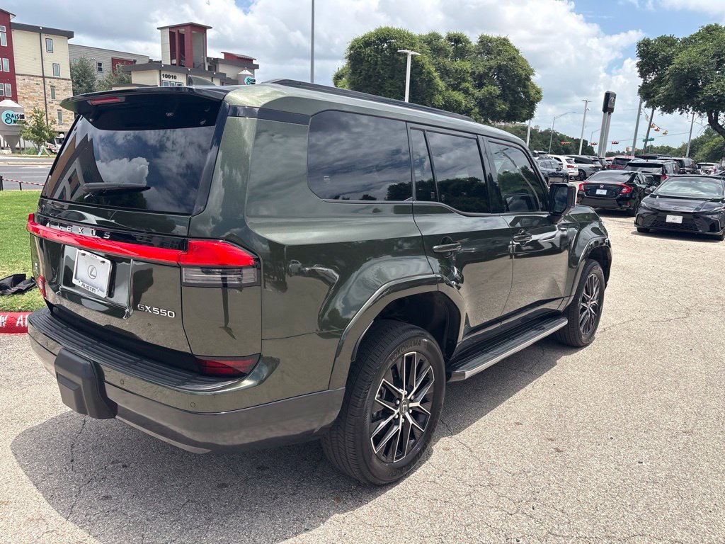 Certified 2025 Lexus GX 550 w/ Cold Area Package AWD/4WD image 5