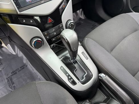 Used 2012 Chevrolet Cruze LT w/ All-Star Edition FWD image 22