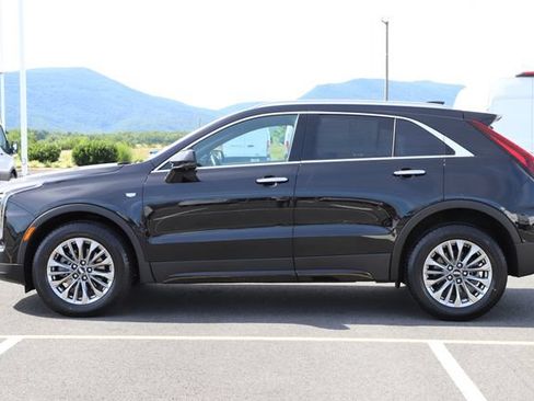 Used 2025 Cadillac XT4 Premium Luxury AWD/4WD image 4
