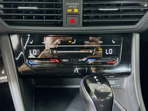 Used 2025 Volkswagen Jetta Sport FWD image 24