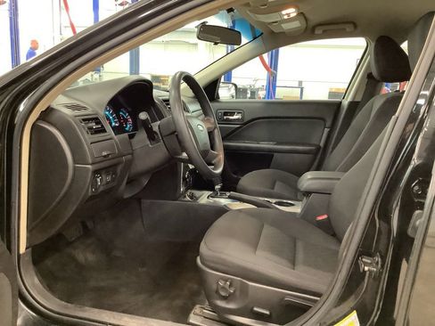 Used 2010 Ford Fusion SE FWD image 9