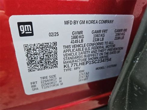 Used 2025 Chevrolet Trax LT w/ LT Convenience Package image 31