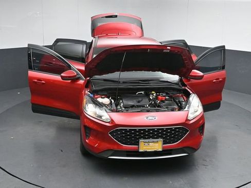 Certified 2020 Ford Escape SE AWD/4WD image 57