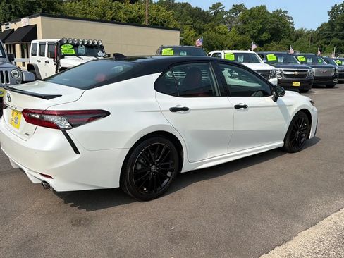 Used 2023 Toyota Camry XSE w/ Navigation Package FWD image 5