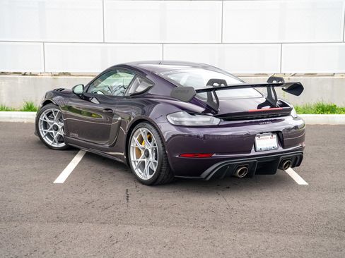 Certified 2024 Porsche 718 Cayman GT4 RS RWD image 3