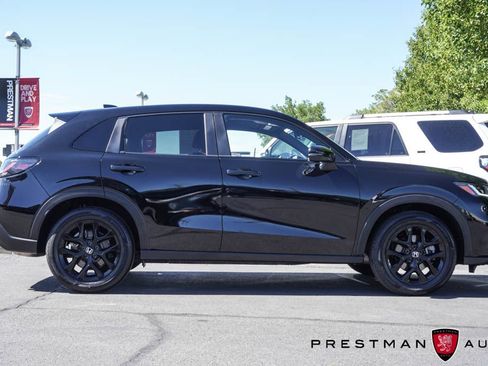 Used 2025 Honda HR-V Sport image 16