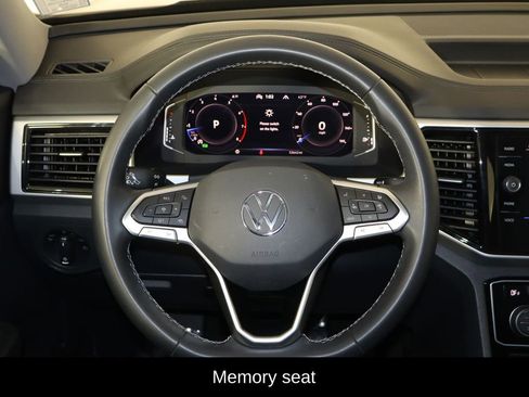 Used 2022 Volkswagen Atlas SEL image 7