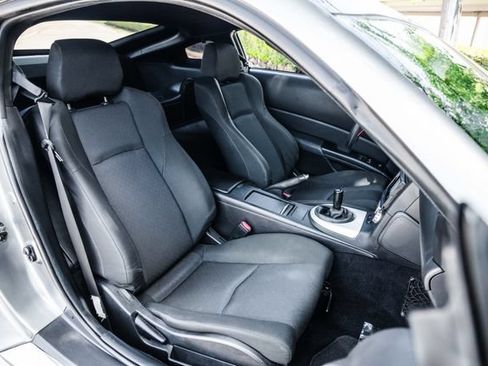 Used 2006 Nissan 350Z Coupe RWD image 57