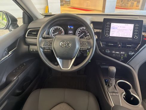 Used 2024 Toyota Camry LE FWD image 25