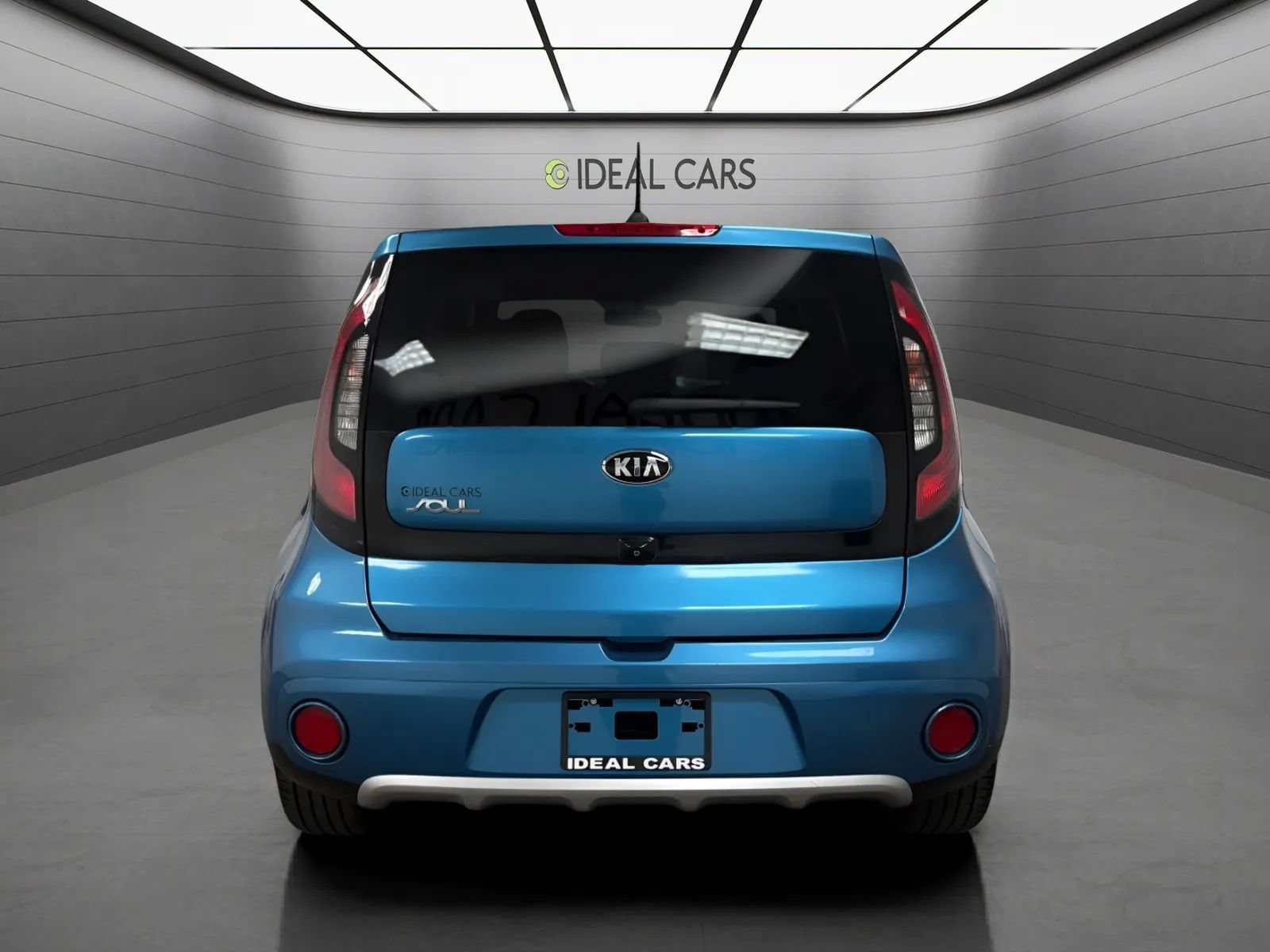 Used 2018 Kia Soul + FWD image 7