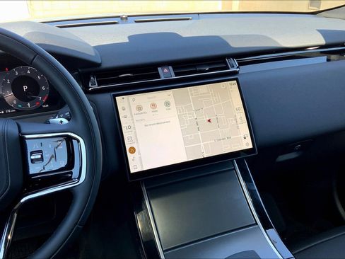 New 2026 Land Rover Range Rover Velar S image 8