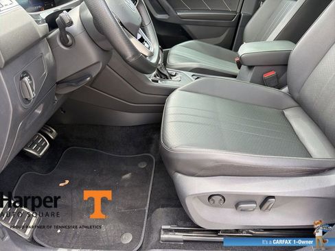 Certified 2023 Volkswagen Tiguan SE R-Line FWD image 13
