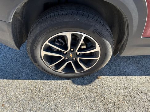 Used 2025 Chevrolet TrailBlazer LT image 17