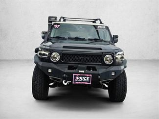Used 2007 Toyota FJ Cruiser 4WD video 2