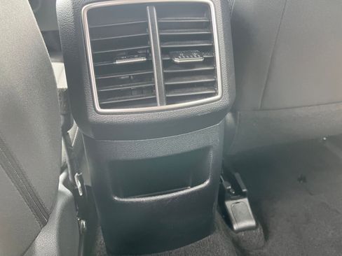 Used 2025 Kia Sportage LX image 23