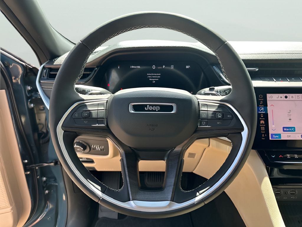 New 2026 Jeep Grand Cherokee Limited w/ Luxury Tech Group II RWD image 23