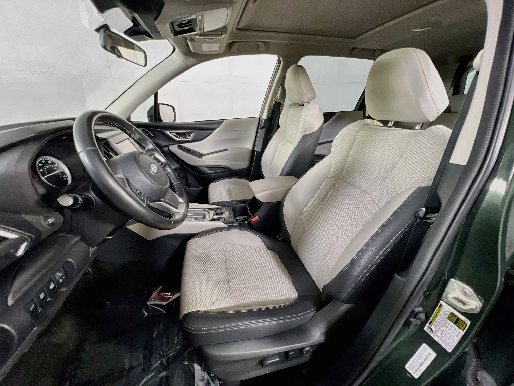 Used 2023 Subaru Forester Premium AWD/4WD image 20
