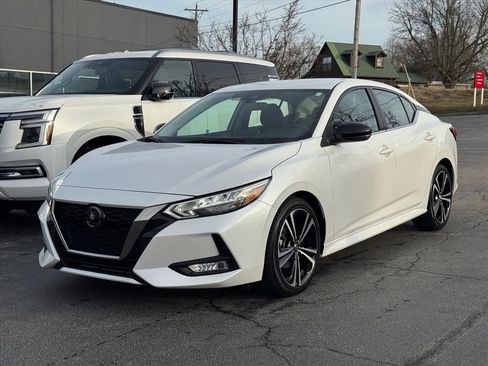 Certified 2023 Nissan Sentra SR w/ Trunk Package image 7