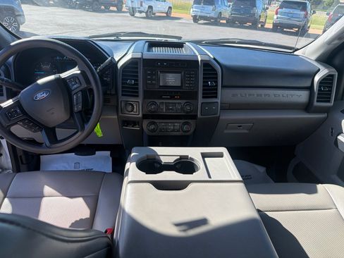 Used 2019 Ford F450 XL w/ XL Value Package AWD/4WD image 23