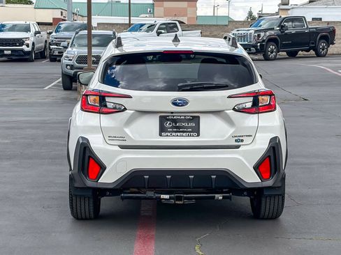 Used 2024 Subaru Crosstrek 2.0i Premium AWD/4WD image 3