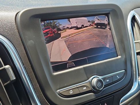 Used 2023 Chevrolet Equinox LT FWD image 14