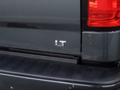 Used 2018 Chevrolet Silverado 1500 LT w/ All Star Edition image 33