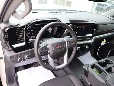 New 2026 GMC Sierra 3500 SLE w/ Preferred Package AWD/4WD image 26