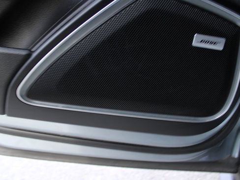 Used 2018 Porsche Panamera 4 image 15