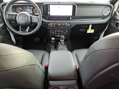 New 2026 Jeep Gladiator Sport AWD/4WD image 12