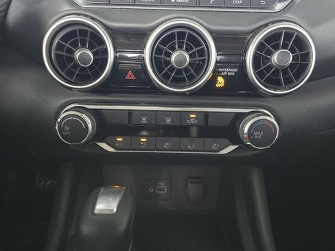 Used 2022 Nissan Sentra S image 7