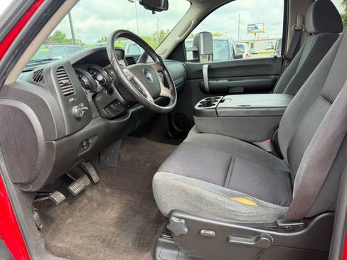 Used 2009 Chevrolet Silverado 2500 LT w/ Suspension Package, Off-Road AWD/4WD image 10