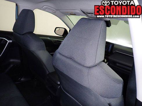 Certified 2019 Toyota RAV4 LE w/ Carpet Mat Package FWD image 25